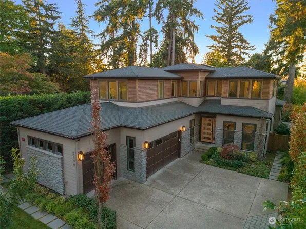 3249 74th Avenue SE, Mercer Island, WA 98040