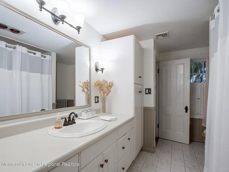 40 Rumson Rd — Photo 18
