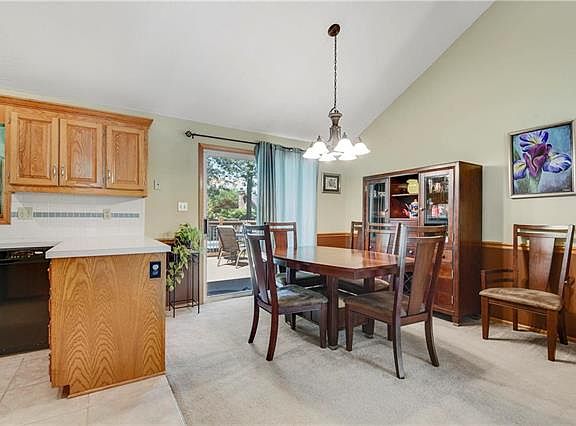 4th image of 824 NE Bryant Dr