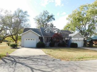 917 Roddy Rd #1, Salem, IL 62881