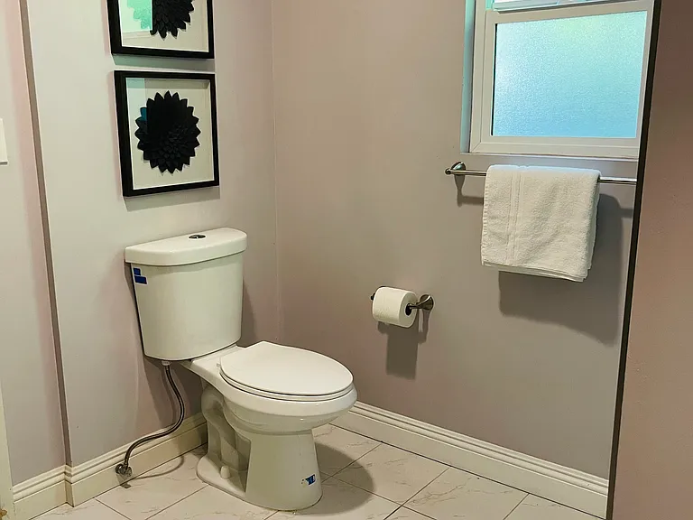 571 Park Dr — Photo 14