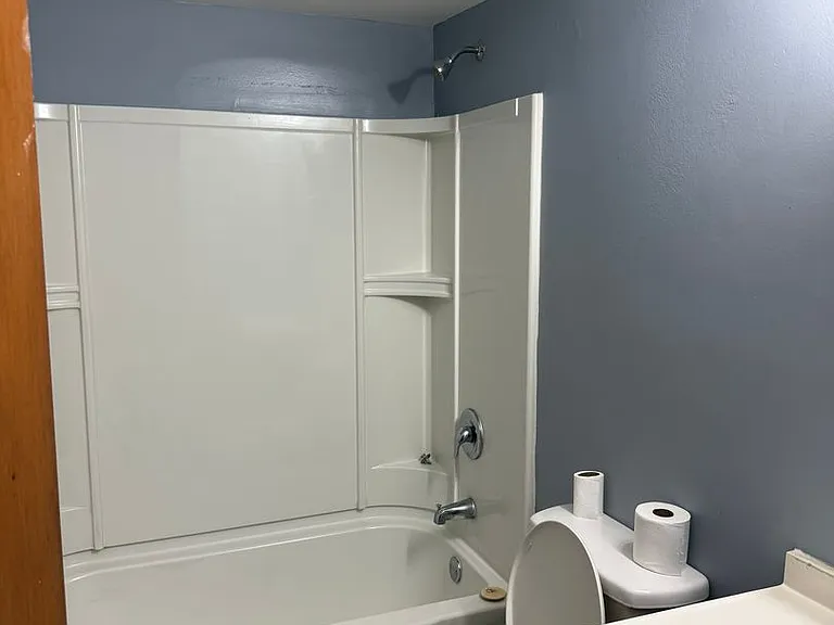 1150 Astoria Dr — Photo 8