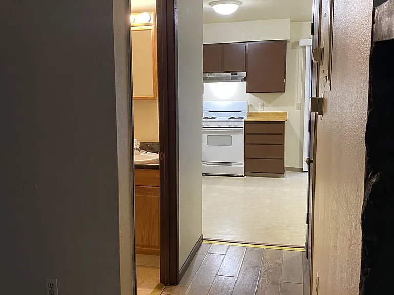 924 E 79th Ave #6 — Photo 21