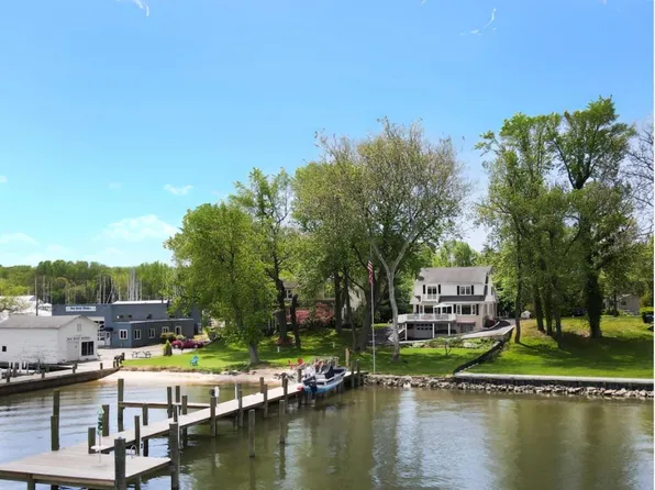 15 Sunset Dr, Earleville, MD 21901