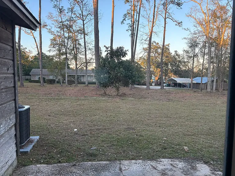 2329 Barcelona Ct — Photo 6