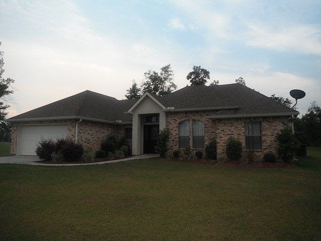 2nd image of 3 Harmony Dr W