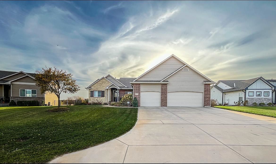 Kazumamacyan　0617 13417 E Bellechase St, Wichita, KS 67230 | Zillow
