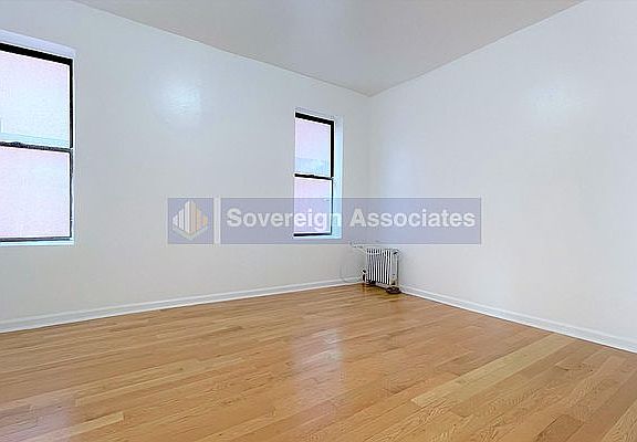 3rd image of 201 W 105th St #Aa31