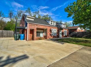 611 S University Dr #1/2, Edmond, OK 73034