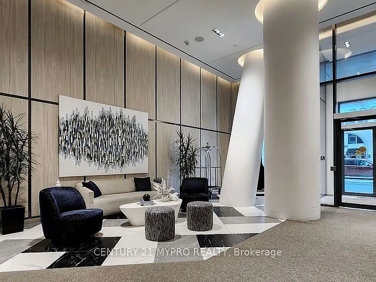 395 Bloor St E #2011 — Photo 4