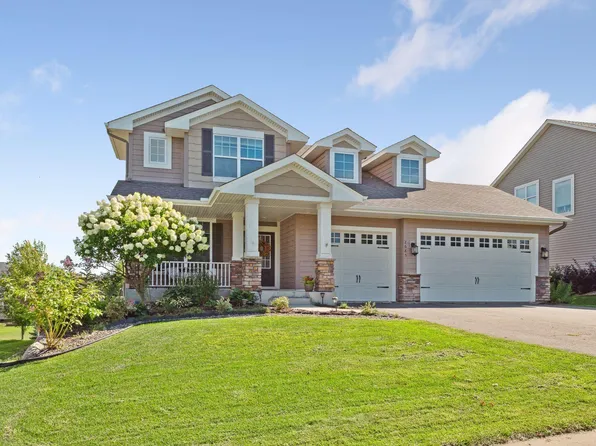 2685 Fieldstone Dr, Victoria, MN 55386