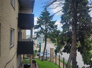 Hampton Apartments, Saint Louis, MO 63139