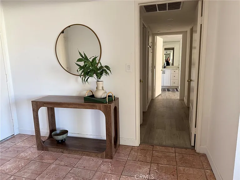 10535 Wilshire Blvd #612 — Photo 15