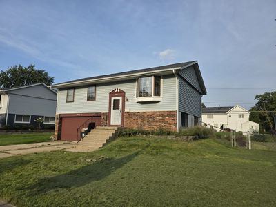 905 Sunnydale Blvd, Streamwood, IL, 60107