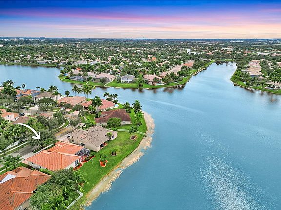 4th image of 2050 NW 138th Ter
