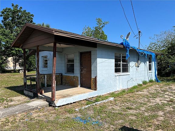 2nd image of 906 E O'Douglas Ave