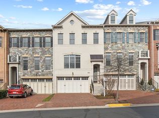 6760 Darrells Grant Pl, Falls Church, VA 22043