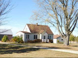 N8621 Wolf River Dr, Algoma, WI 54201