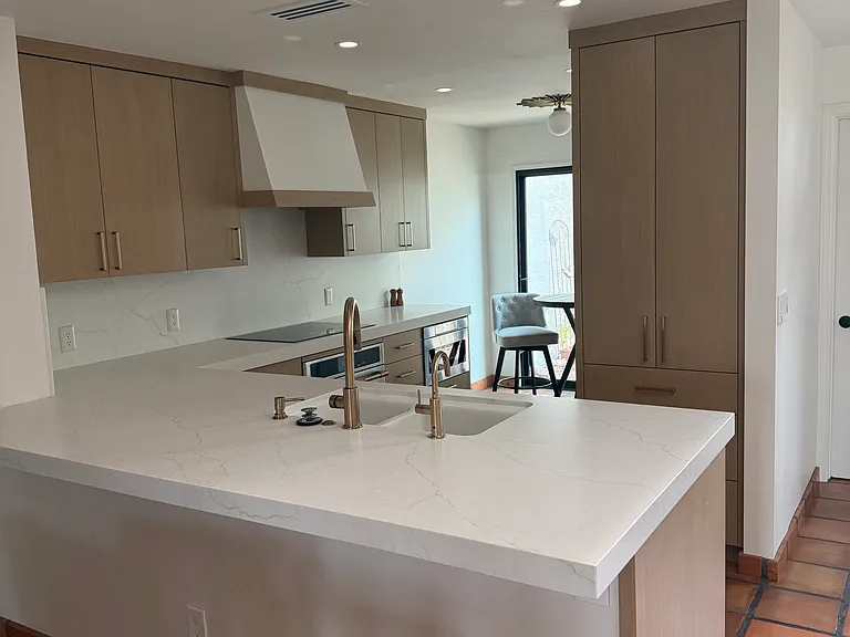 2949 E Rose Ln — Photo 24