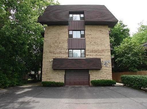 1st image of 6233 N Niagara Ave APT 3A