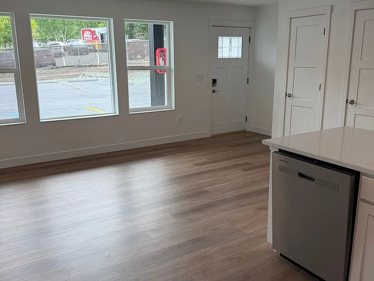 16875 Hanson Dr — Photo 34