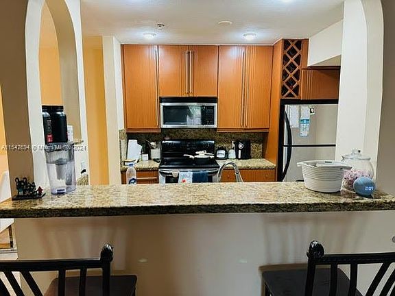 3rd image of 12112 Saint Andrews Pl APT 306