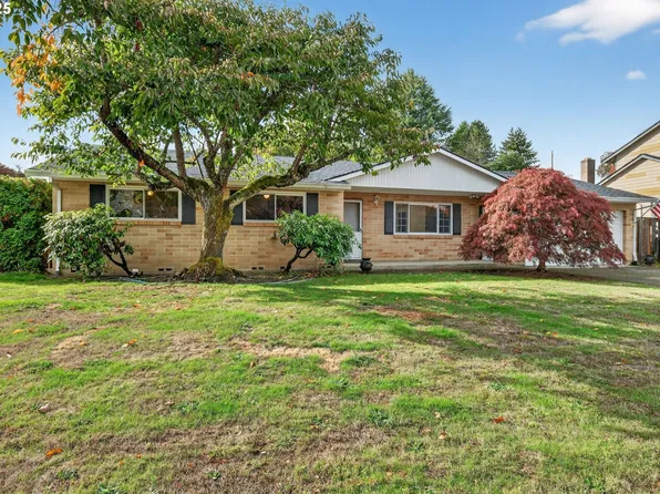 379 SE 34th Ct, Hillsboro, OR 97123