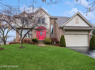 720 Brighton Cir, Port Barrington, IL 60010