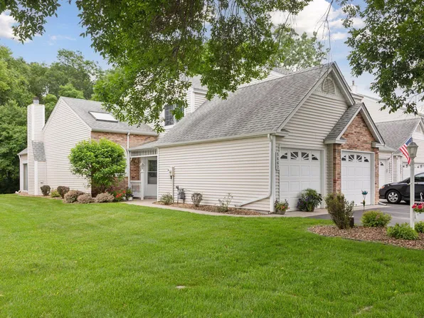 5662 Donegal Dr, Shoreview, MN 55126
