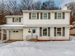 1651 9th Ave NE, Rochester, MN 55906