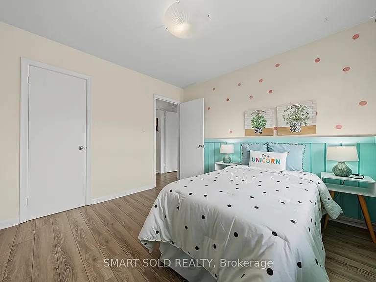 1 Cameo Cres — Photo 22