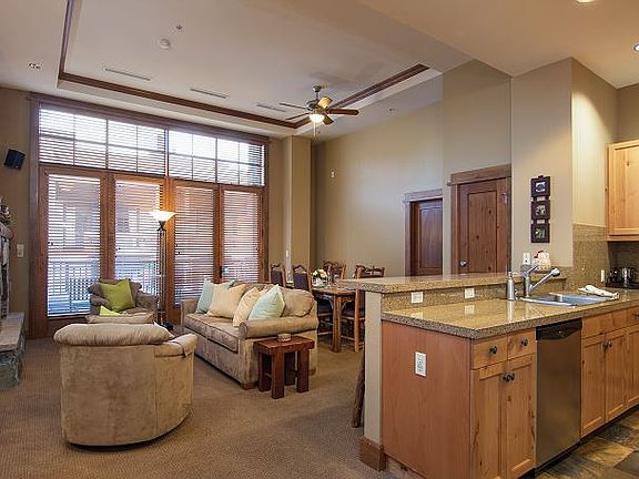 3rd image of 3001 Northstar Dr Unit 105
