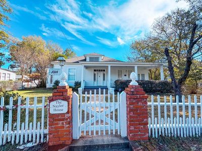 1014 N Sycamore St, Palestine, TX, 75801