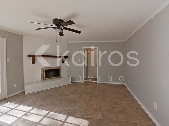 3rd image of 2550 Old Dobbin Dr E