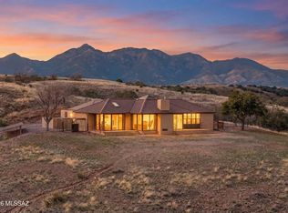 104 Douglas Ln, Sonoita, AZ 85637