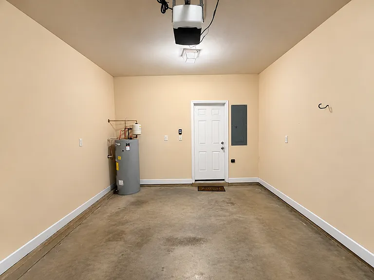 22 Trevor Dr — Photo 13