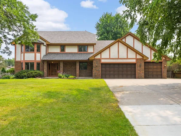 7717 Riverdale Dr N, Brooklyn Park, MN 55444