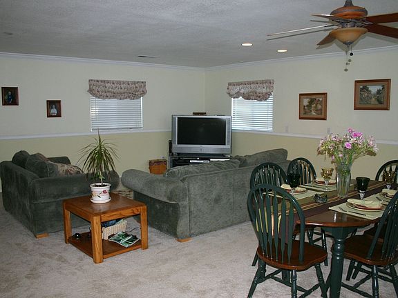 Shellhammer addition created a "great room/ dining room" with recessed lights