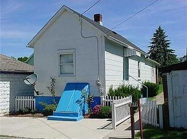 2nd image of 1477 Allison Ave