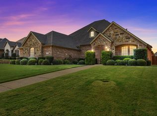 833 Rio Grande Dr, Mansfield, TX 76063