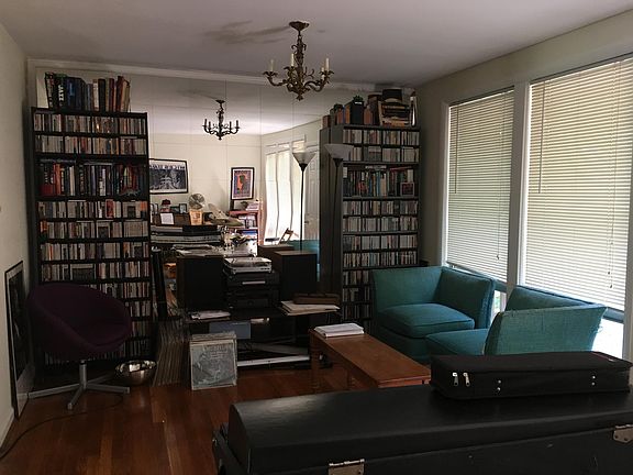 living room-dining room (open floor plan), leading to deck