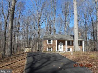 231 Sun Park Ln, Huntingtown, MD 20639