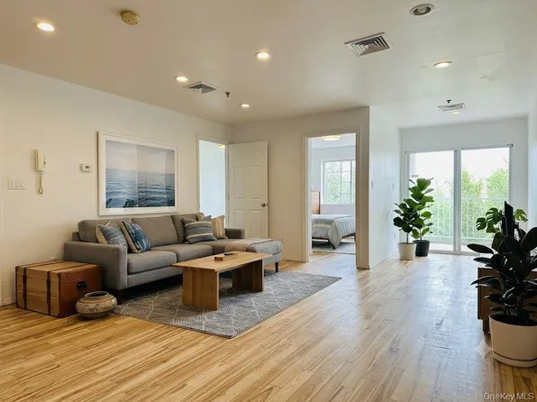 100-09 39th Ave #4E, Corona, NY 11368