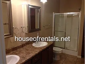 316 Schneider Street - 1 — Photo 2