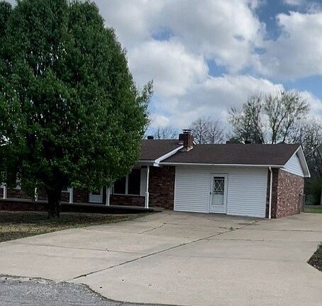 3rd image of 39 Alpine Dr