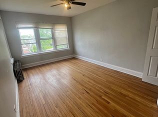 7029 S Indiana Ave #3W, Chicago, IL 60637