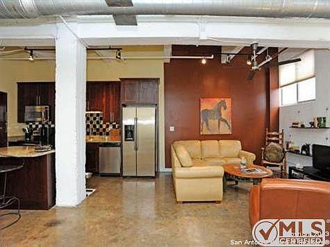 5th image of 1339 S Flores St Suite 104