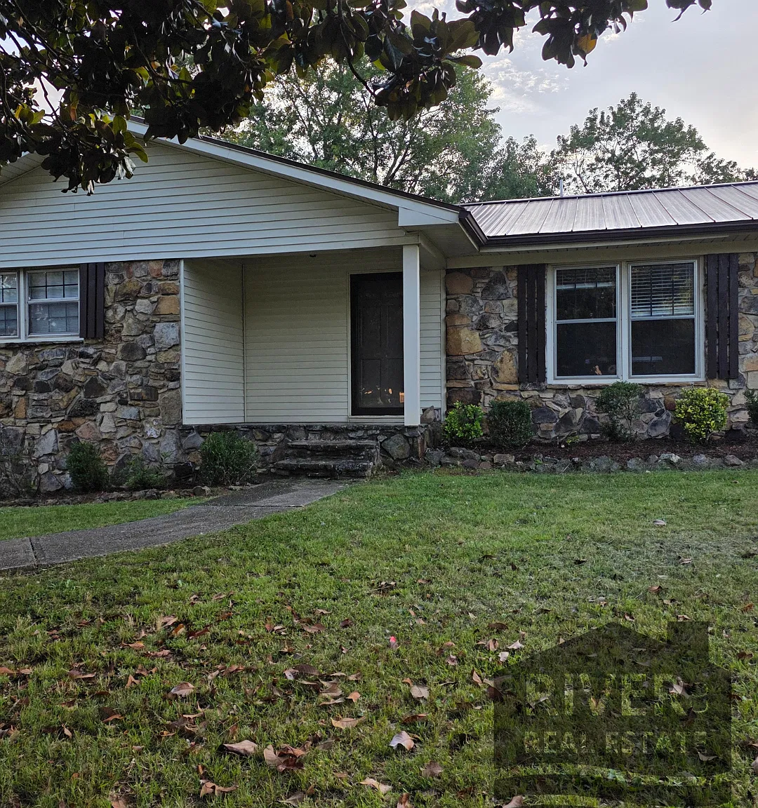 Ridge Dr. 1233 - 1 — Photo 2