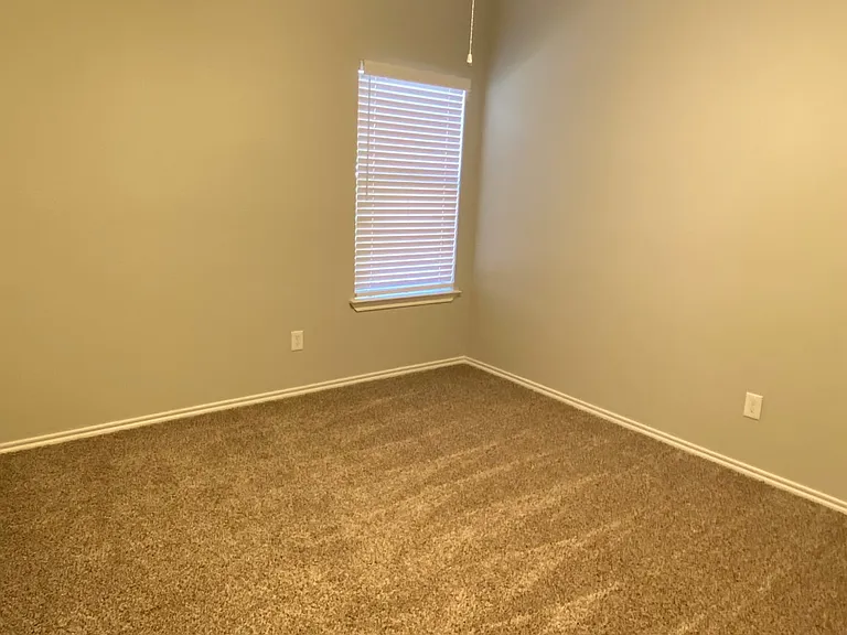 5048 Caraway Dr — Photo 9