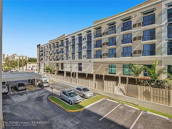 3rd image of 2200 NE 33rd Ave APT 2A